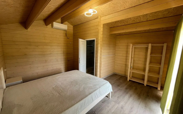 U Madiny Private House