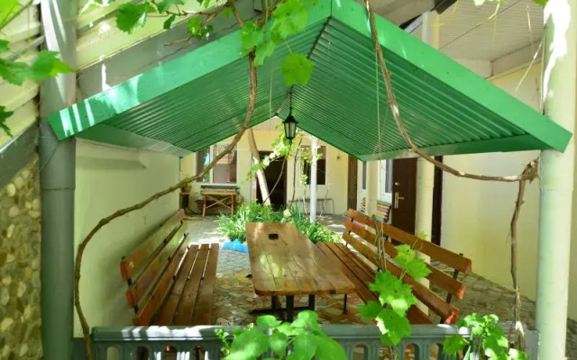 Irina-Gold Guest House