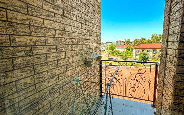 Апартаменты на Субтропическая 4