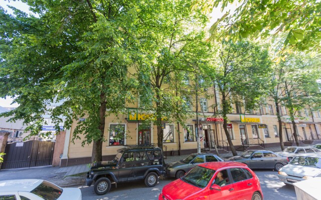V Istoricheskom Tsentre Flat