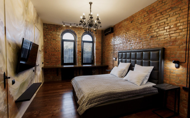 V Samom Tsentre Goroda Flat