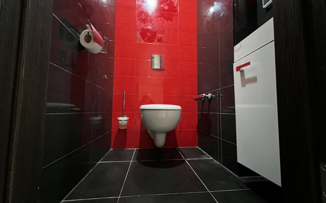 Kvartira Alexhome Rp Sverdlovskiy Mikhaila Marchenko 8 Apartments