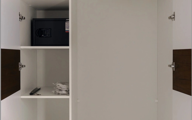 Апартаменты Четырех местные апартаменты комфорт для друзей