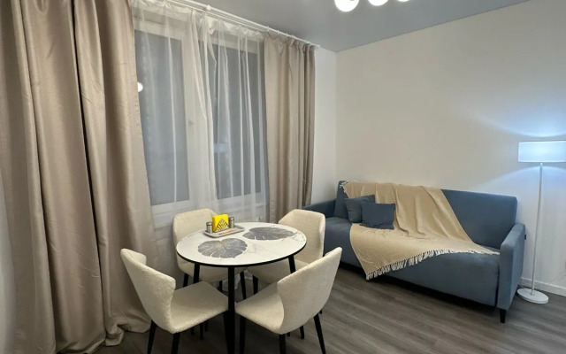 Апартаменты Евротрешка у метро Большевиков