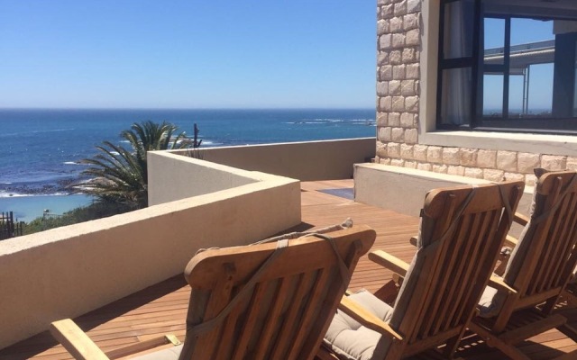 Вилла LivinAfrica