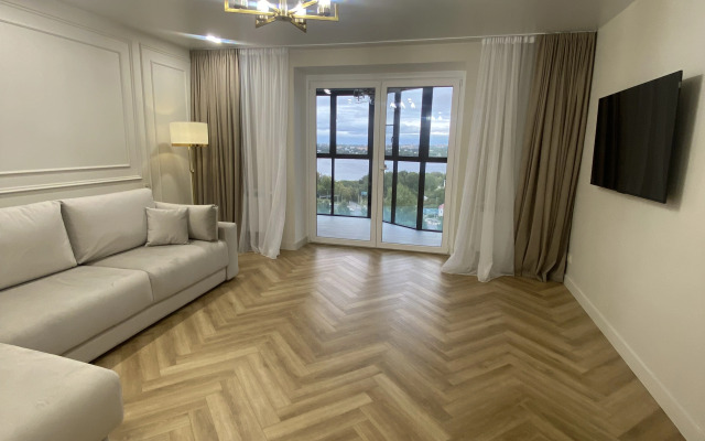 Na Ermakova Flat