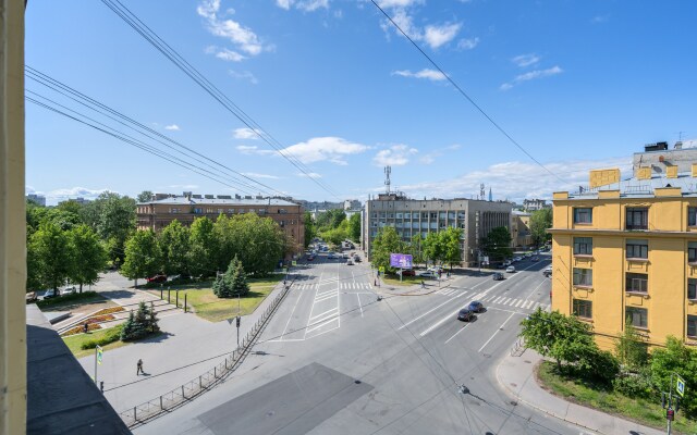Studiya Na Vasilyevskom Ostrove Flat