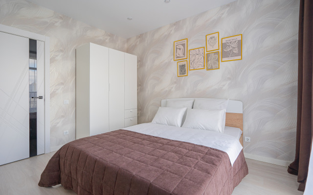 V tsentre Yekaterinburga Flat