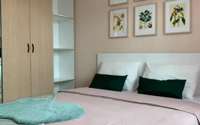 Квартира студия рядом с Динопарком и Зоопарком