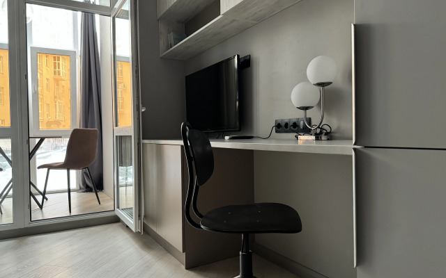 Dizaynerskaya Studiya V Istoricheskom Tsentre Flat