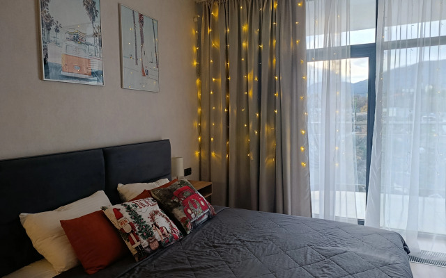 Апартаменты Дизайнерская Студия LS-Relax Time c видом на море и горы с 14 Этажа