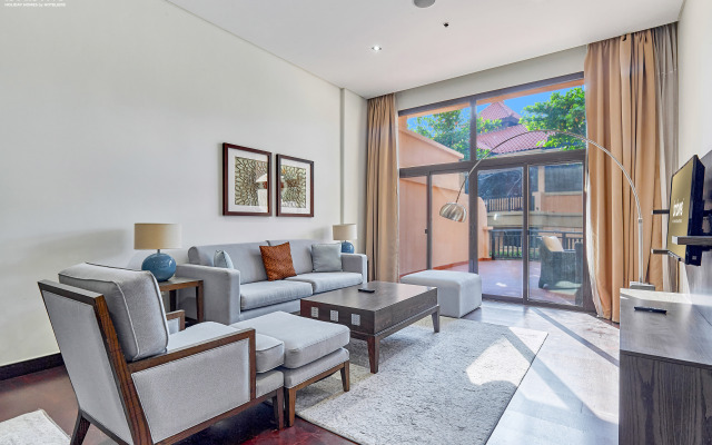 Апартаменты Bnbmehomes Stylish & Spacious 1-Bedroom Retreat G15