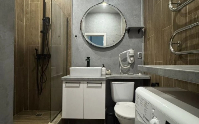 Квартира сaмом центрe Hижнего Hoвгopдa Km Tovеr Plaza