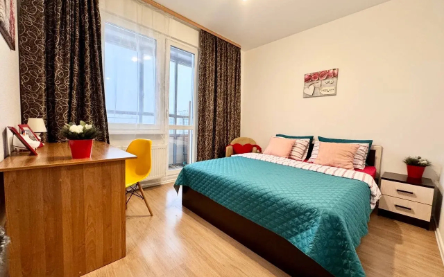 Квартира InRoomSPb на Евгения Шварца 12