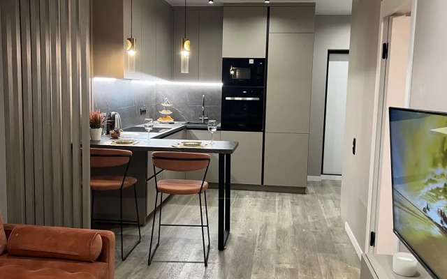 Eksklyuzivnye na Sutki Apartment