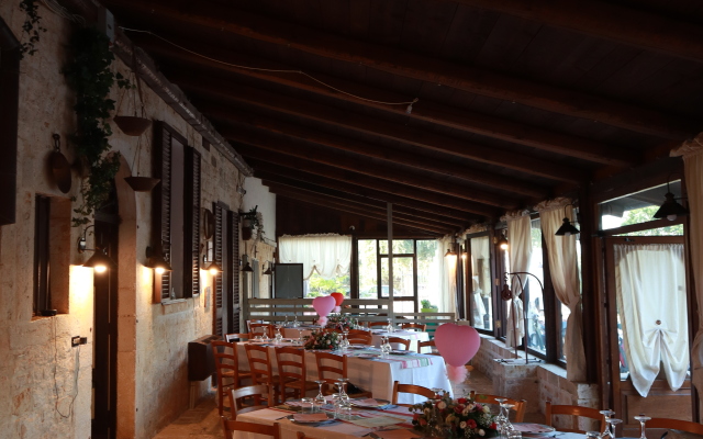 Agriturismo Masseria Alberotanza B&B and Restaurant BeBreakfast