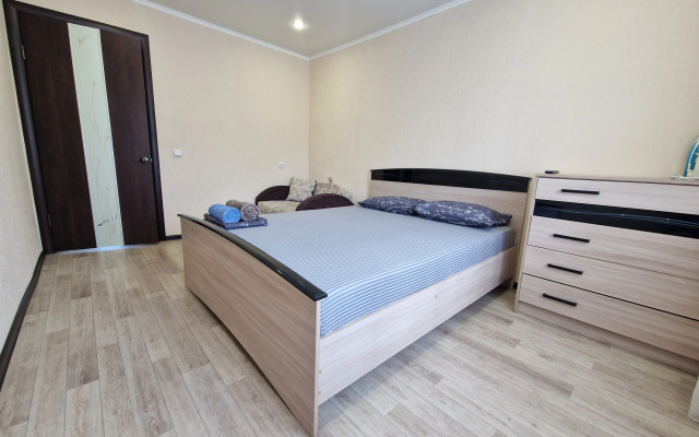 Vitalij HouseRent Dvuhkomnatnaya po ul. SHevchenko,80 Flat