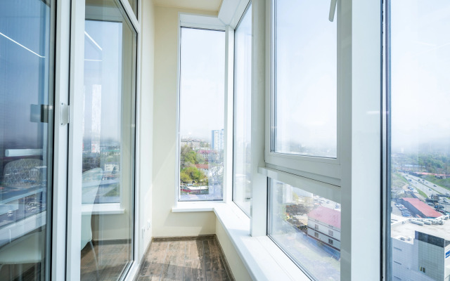 Moreon Prostornye Ryadom S Bukhtoy Zolotoy Rog Apartments