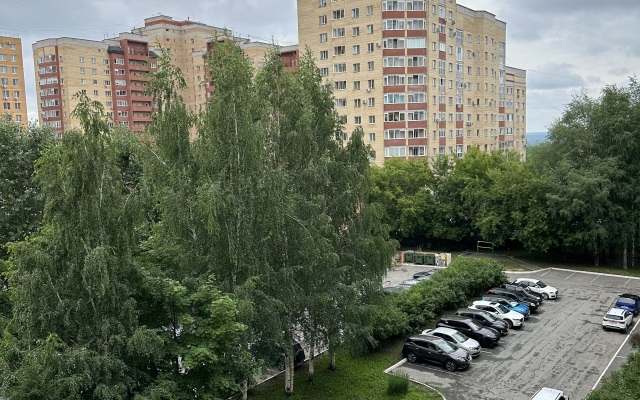 Kvartira na Lebedeva 32 Flat