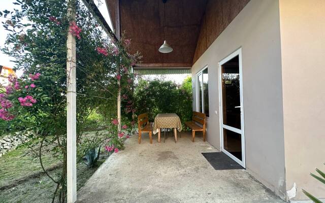 Novy Afon Guest house