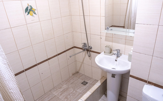 Na Gvardeyskoy Apartments 1