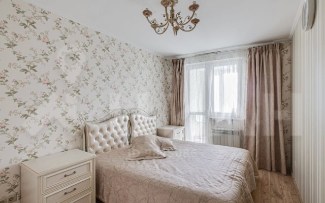 4 Komnaty Dlya Semyi Na Kutuzovskom Prospekte Apartments