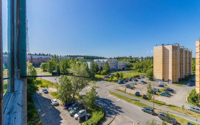Na Ulitse Parkhomenko Flat