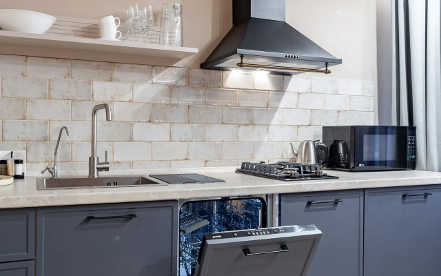 Квартира евро-двухкомнатная с видом в тихий двор