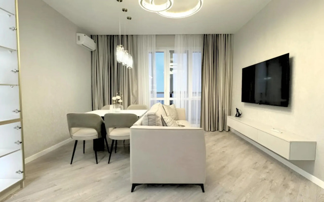 Flat s Dizaynerskim Remontom