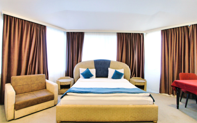 Sunday Baku Hotel