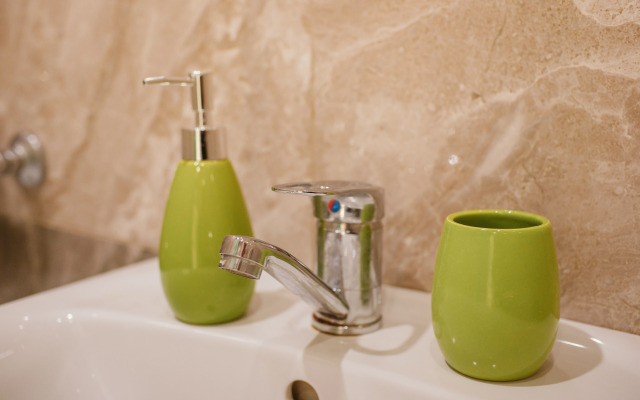 V Zhk Akadem, Trk Rodnik Flat