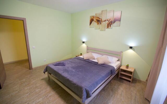 Deluxe Apartments