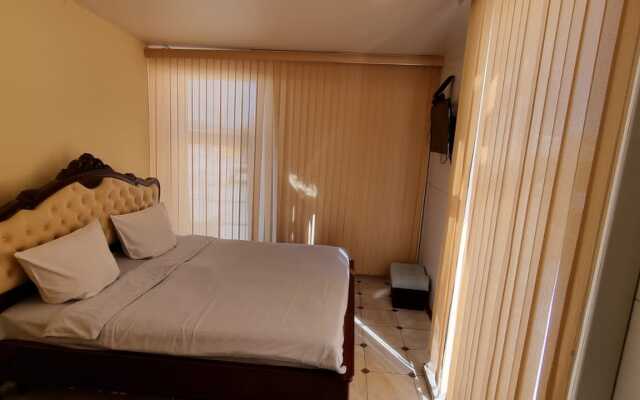 Luna Mini-Hotel
