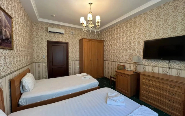 Avtor Hotel