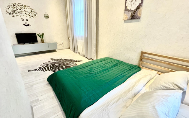 Квартира на Петроградской Стороне с Видом на Город