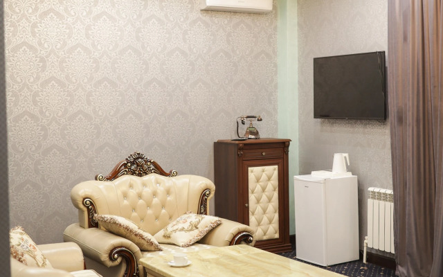 Меблированные комнаты Автор Ростов