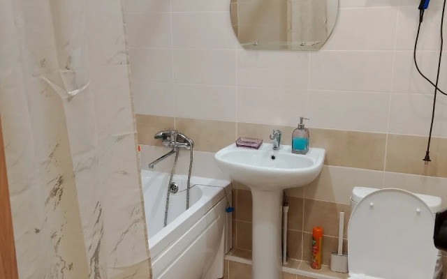 Апартаменты KiraLive на Александра Хохлова