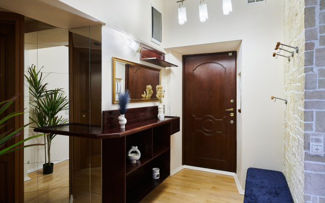 Квартира GM Apartments Модная Трехкомнатная на Патриарших