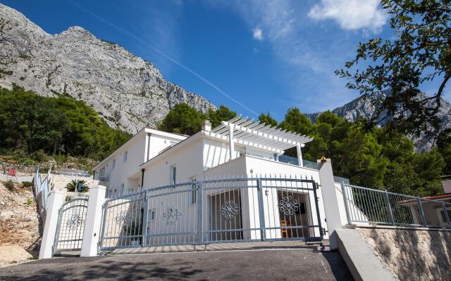 Prestige Villa Guesthouse