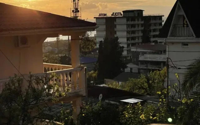 Araik Guest house