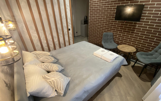 Апартаменты студия ВИП 4 Дворик Друзей