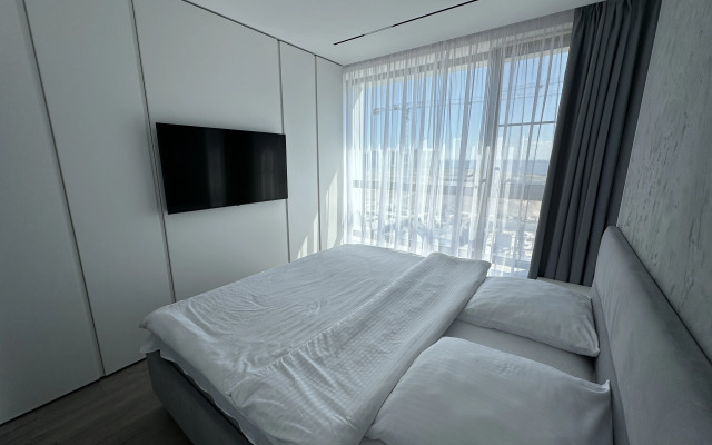 V Novom ZHK Biznes Klassa Golden City 8 Flat