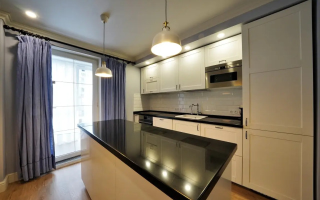 Apartments S Balkonom Morskoy Fasad