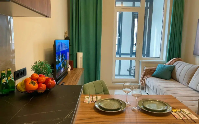 Ryadom S Parkom I Ska Arenoy Flat