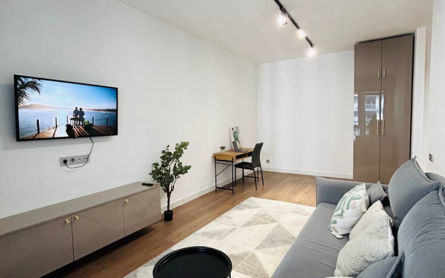 2-Komnatnaya S Vidom Na Gorod 33 Flat