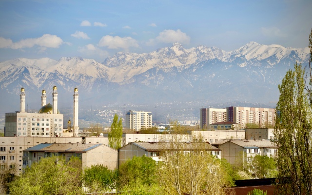 S Panoramnym Vidom Na Gory Flat