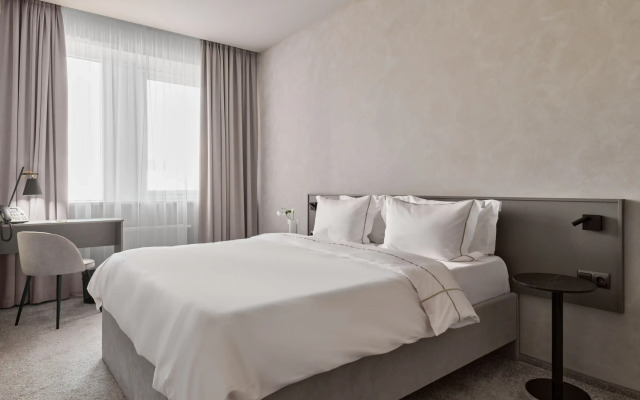 SLIDE Bleisure & MICE Hotel