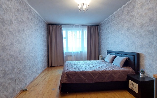 Prostornaya kvartira ryadom s m. Mitino Flat