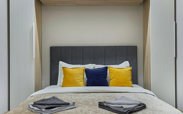 Квартира Уютная и Стильная Студия с Кондиционером в Доме Бизнес-Класса