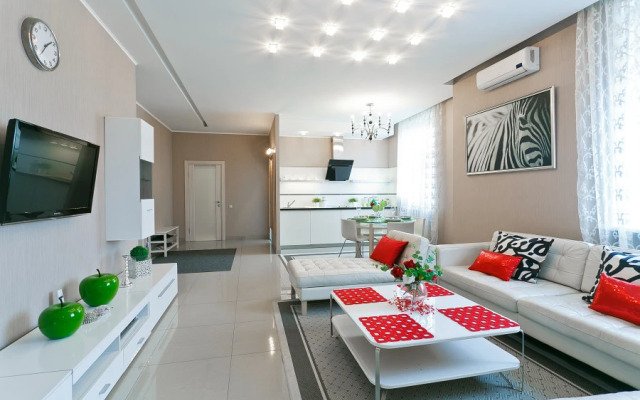 Prospekt Nezavisimosti 43 Apartment